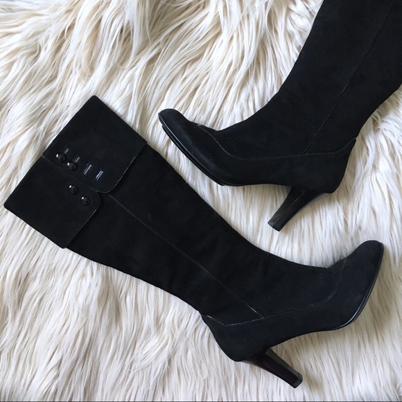 Sofft Shoes - SOFFT | Black Leather Heeled Boots w Button Detail